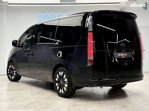 Hyundai Staria 2025 - фото 6