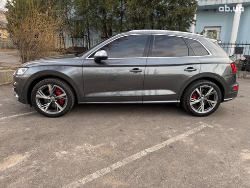 Audi SQ5 2018 серый - фото 18