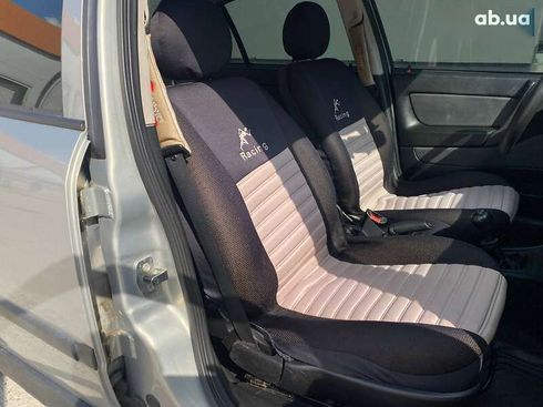 Opel Astra 2008 - фото 21