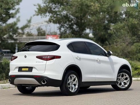 Alfa Romeo Stelvio 2020 - фото 20