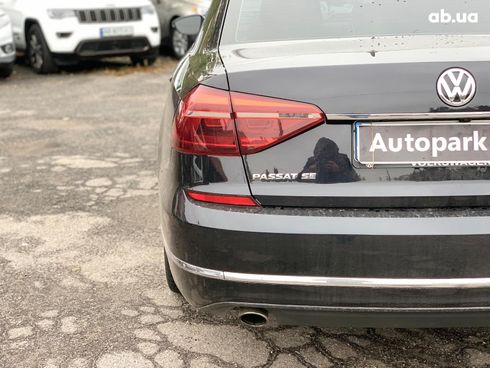 Volkswagen Passat 2017 черный - фото 12