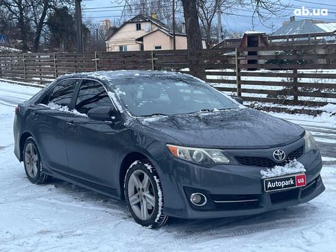 Toyota Camry 2013 черный - фото 3