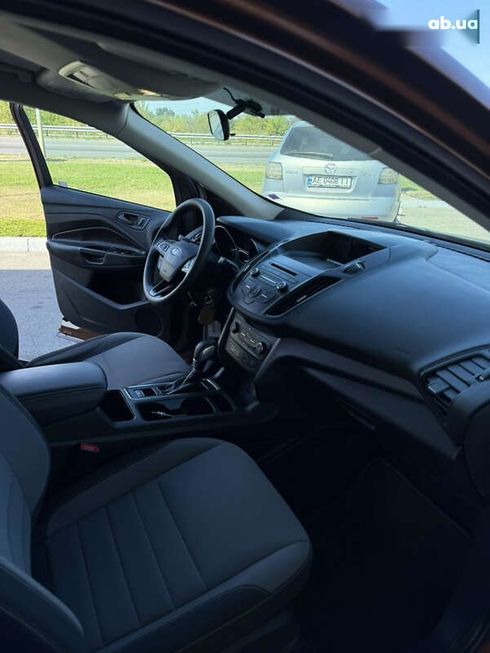 Ford Escape 2017 - фото 15