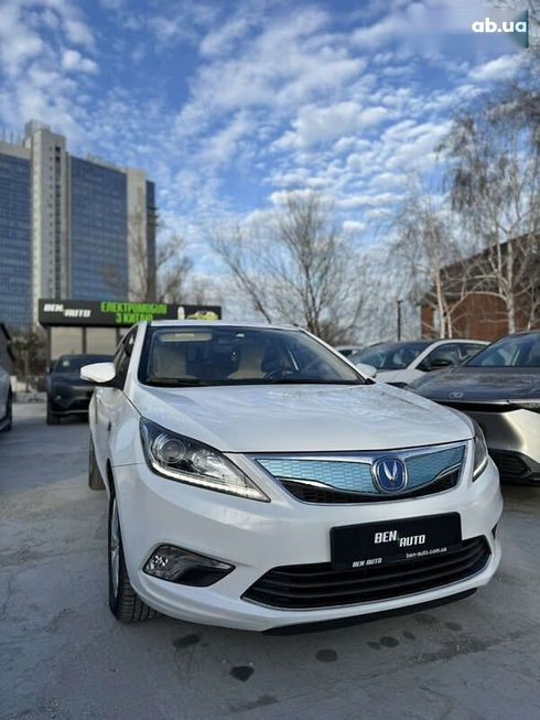 Changan Eado 2017 - фото 2