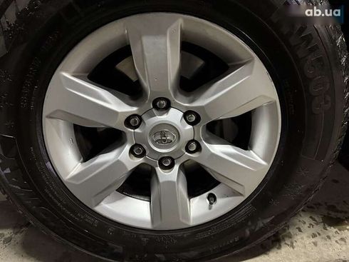 Toyota Land Cruiser Prado 2016 - фото 8