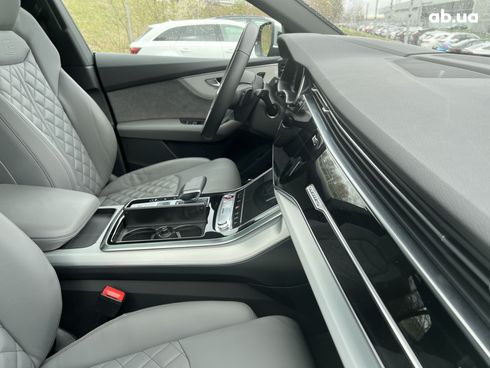 Audi SQ8 2020 - фото 5