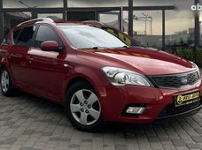 Купити Kia Cee'd бу в Україні - купити на Автобазарі