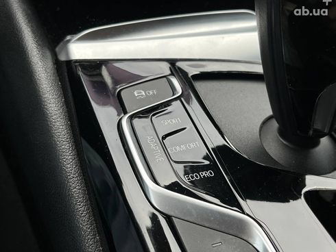 BMW 5 серия 2019 серый - фото 4