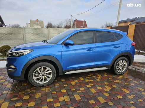 Hyundai Tucson 2017 голубой - фото 6