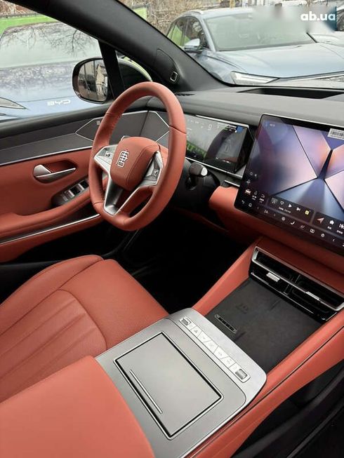 BYD Tang 2025 - фото 29