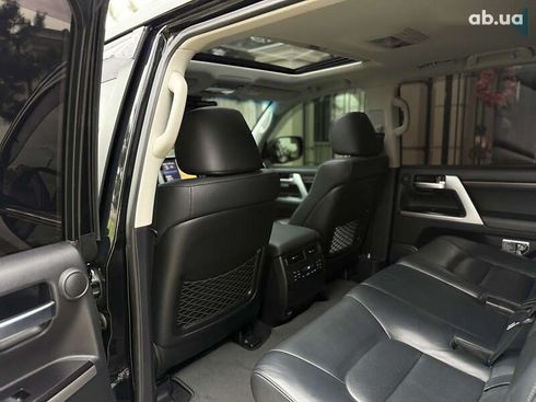 Toyota Land Cruiser 2015 - фото 30