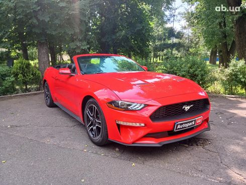 Ford Mustang 2019 красный - фото 3