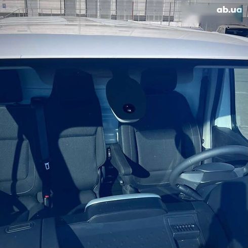 Renault Trafic 2021 - фото 11