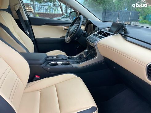 Lexus NX 2016 белый - фото 34