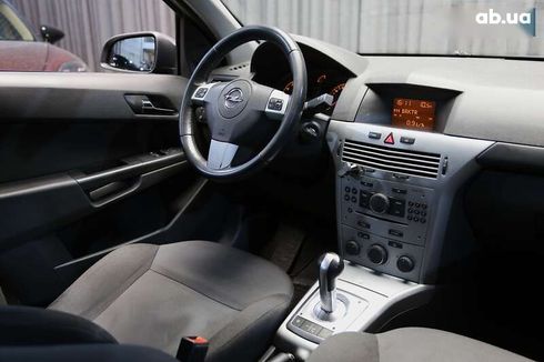 Opel Astra 2013 - фото 13