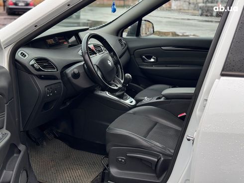 Renault Scenic 2011 белый - фото 33