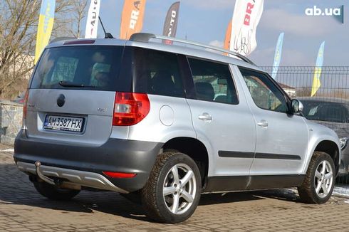 Skoda Yeti 2012 - фото 14