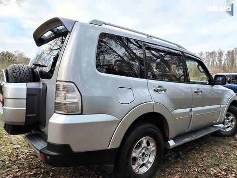 Mitsubishi Pajero Wagon 2008 - фото 24