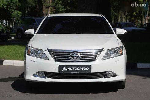 Toyota Camry 2012 - фото 2