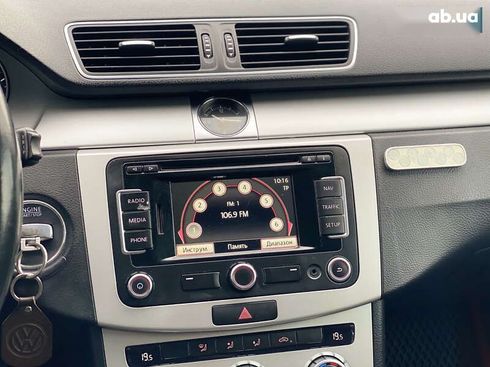 Volkswagen Passat 2012 - фото 23