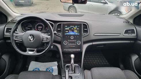 Renault Megane 2020 - фото 24