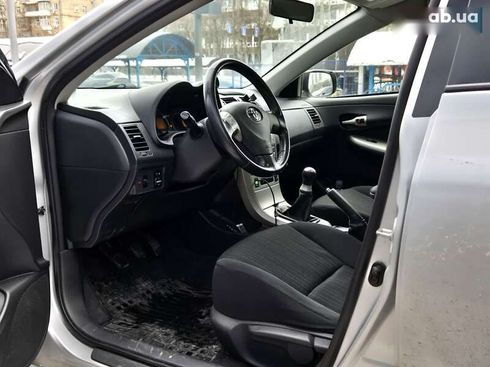 Toyota Corolla 2008 - фото 8