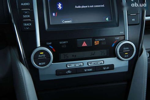 Toyota Camry 2013 - фото 15