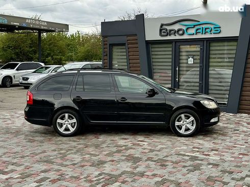 Skoda Octavia 2010 - фото 30