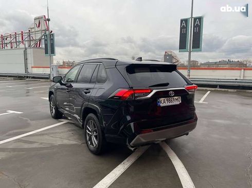 Toyota RAV4 2020 - фото 7