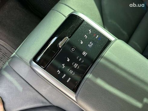 Toyota Camry 2021 - фото 15
