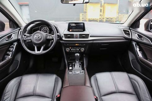 Mazda 3 2017 - фото 14