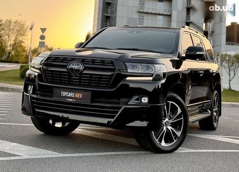 Toyota Land Cruiser 2020 - фото 2