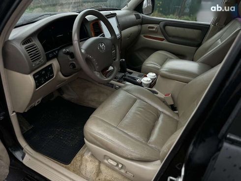 Toyota Land Cruiser 2004 - фото 13