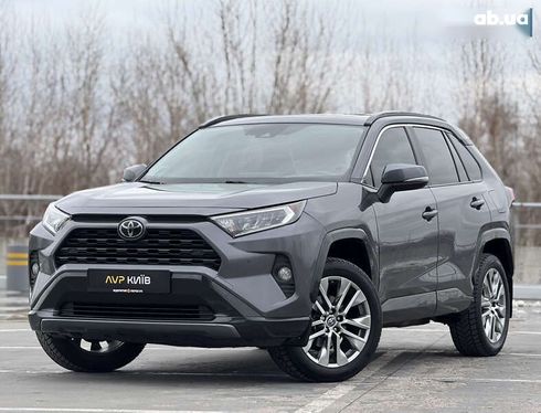 Toyota RAV4 2019 - фото 2