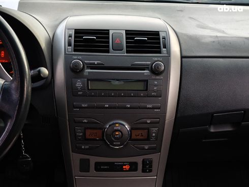 Toyota Corolla 2007 серый - фото 46