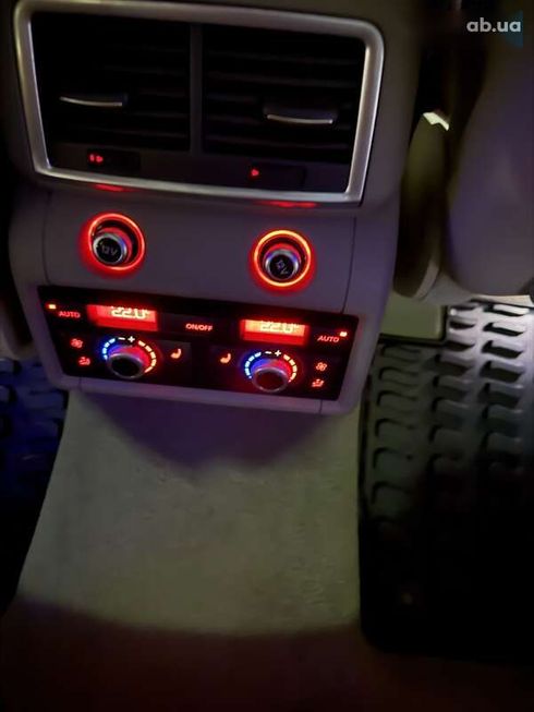 Audi Q7 2015 - фото 9