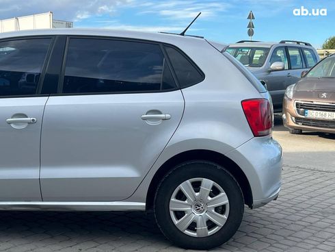 Volkswagen Polo 2011 серый - фото 5