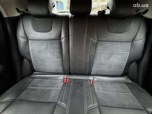 Nissan Juke 2017 желтый - фото 65