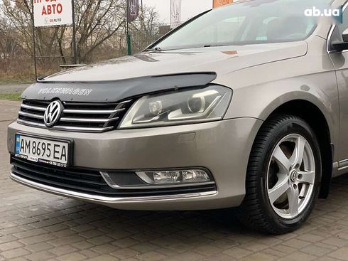 Volkswagen Passat 2012 - фото 11