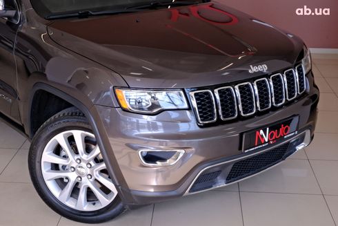 Jeep Grand Cherokee 2017 серый - фото 3