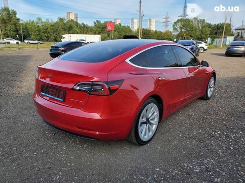 Tesla Model 3 2020 - фото 8