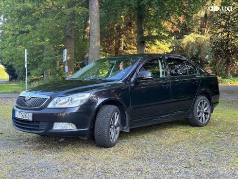 Skoda Octavia 2011 черный - фото 4