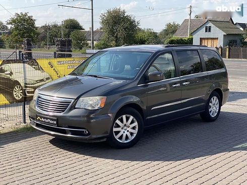 Chrysler town&country 2016 - фото 4