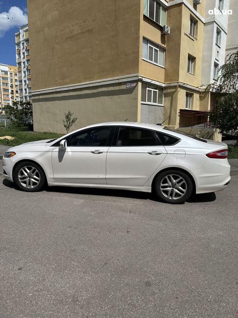 Ford Fusion 2014 белый - фото 3