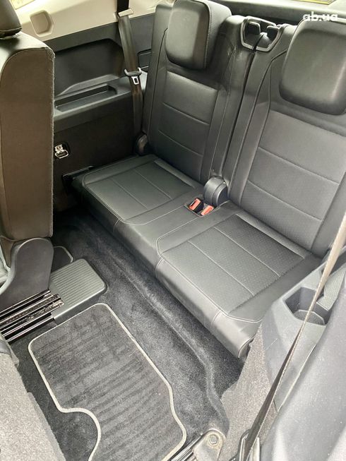 Volkswagen Tiguan Allspace 2018 белый - фото 15