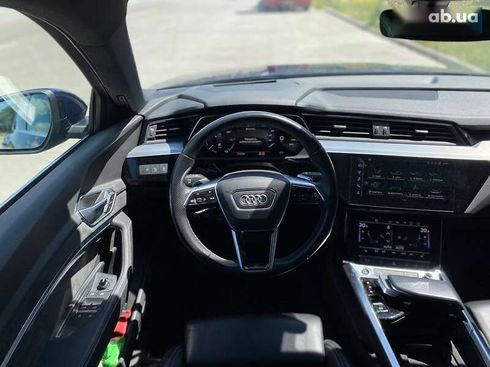 Audi E-Tron 2021 - фото 27