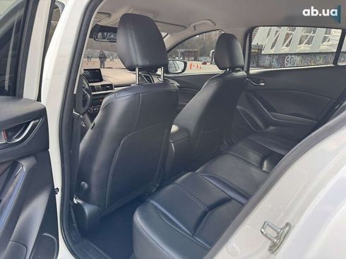 Mazda 3 2018 - фото 12