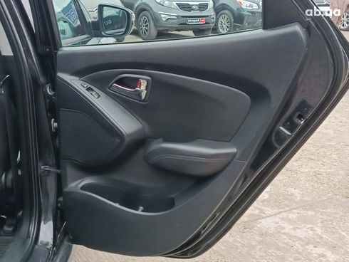 Hyundai ix35 2010 черный - фото 30