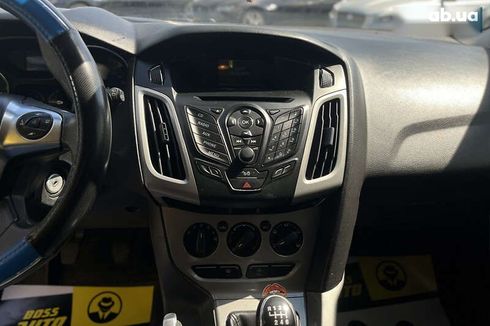 Ford Focus 2013 - фото 26