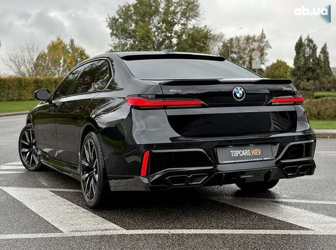 BMW 7 серия 2023 - фото 13